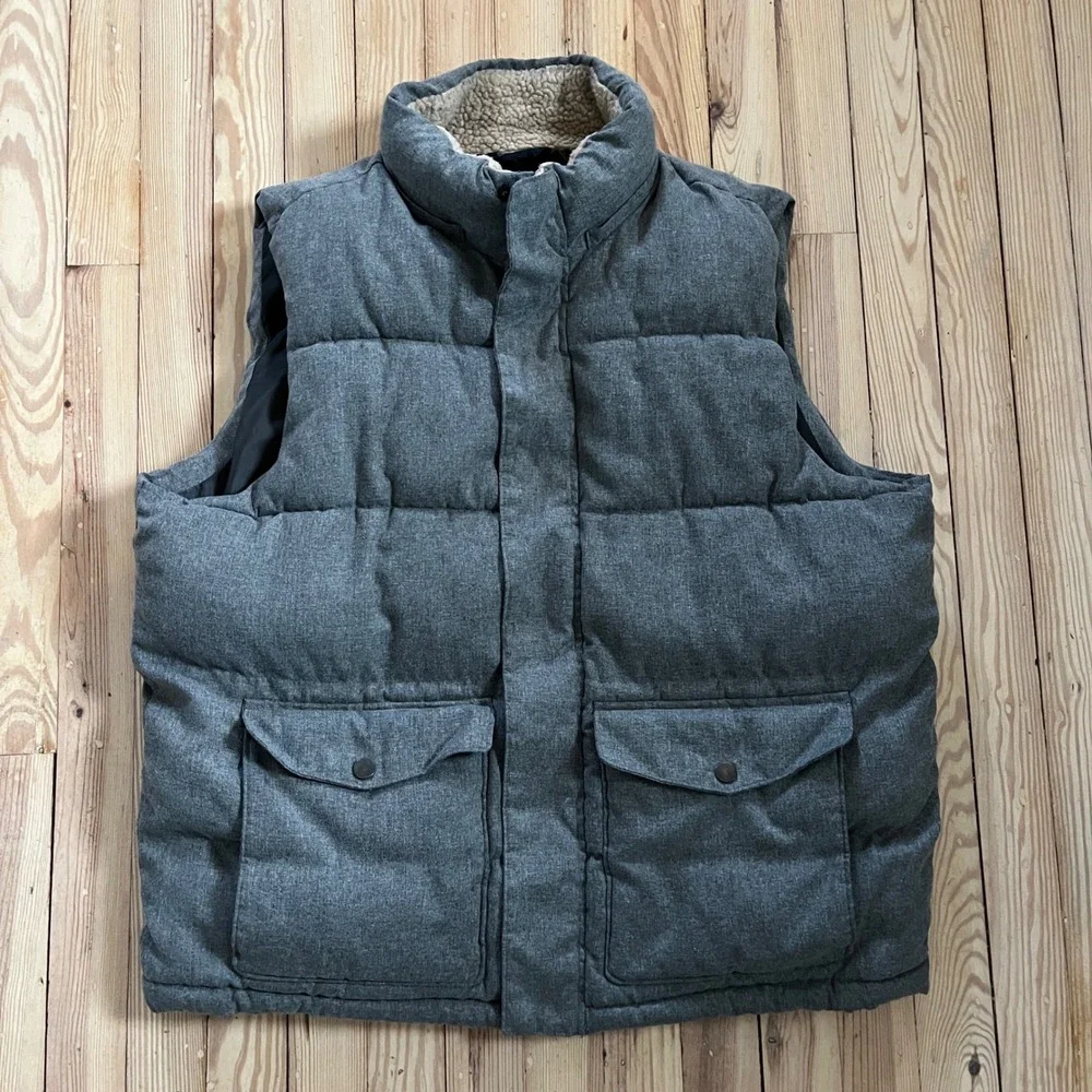 Old Navy Mens Puffer Vest Sherpa‎ Lined Collar Gray Padded Full Zip Pockets XL